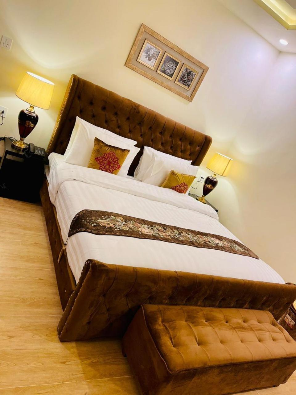 The Corporate Lodges Hotel Saidu Sharif Εξωτερικό φωτογραφία